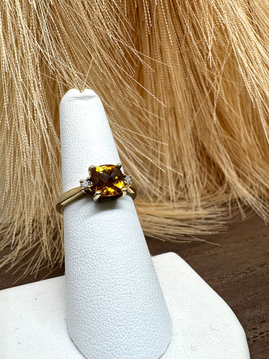 14KY Checkerboard Cut Citrine AA Orange (DIA X2 - 0.10CTW) Size 6.75 (3.8g)